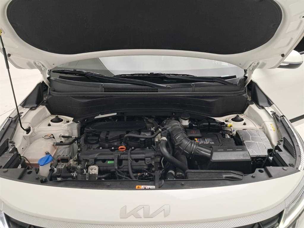 KIA Seltos 2025 Blanco - Importación desde Corea - HF Imports Iquique - Foto 18