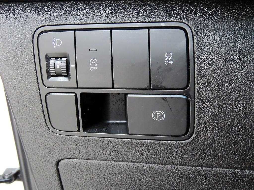HYUNDAI Staria - Vista 12