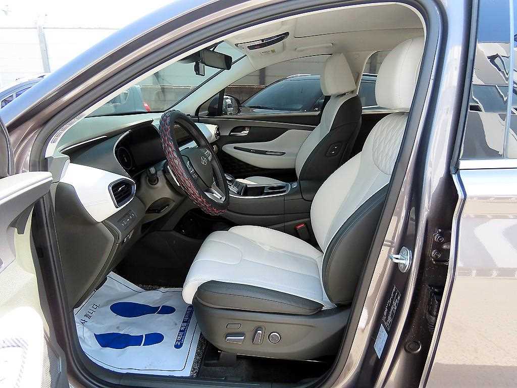 HYUNDAI Santa Fe - Vista 5