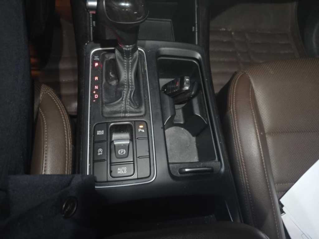 KIA Sorento - Vista 7