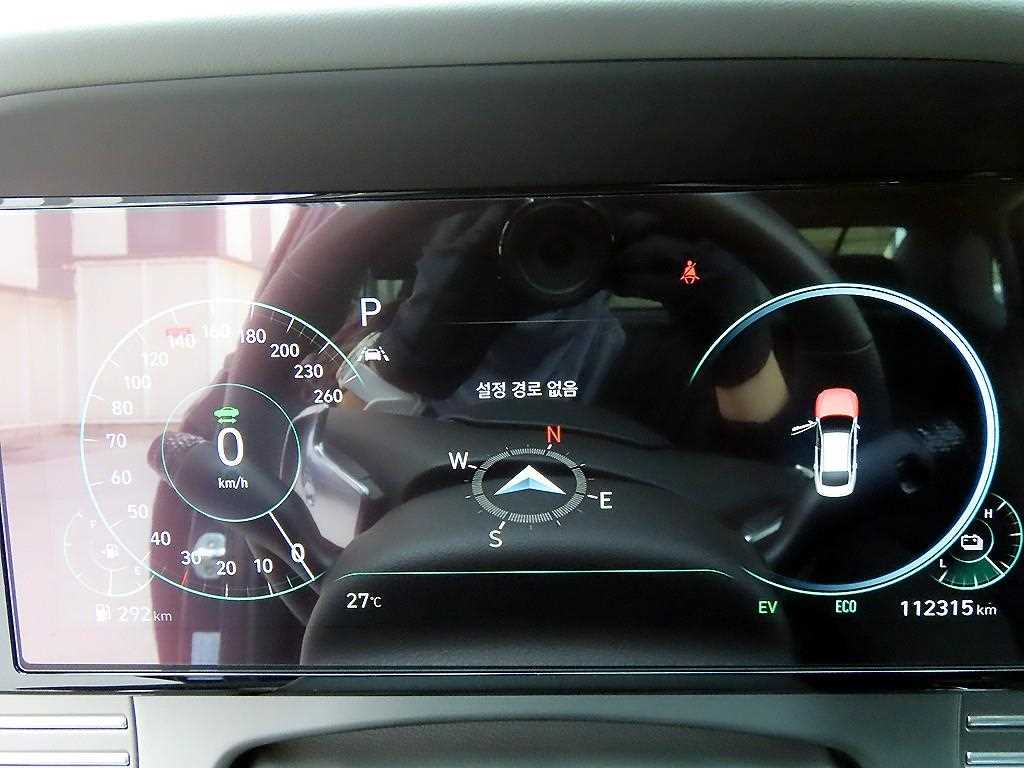 HYUNDAI Grandeur - Vista 9