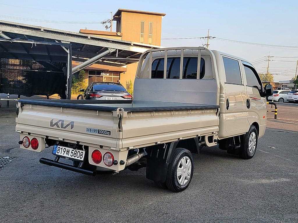 Small Truck Cargo (small) - Vista 4