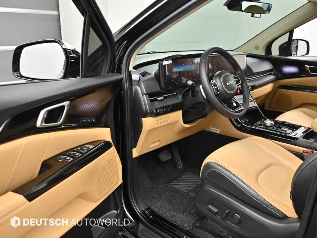 KIA Carnival - Vista 11
