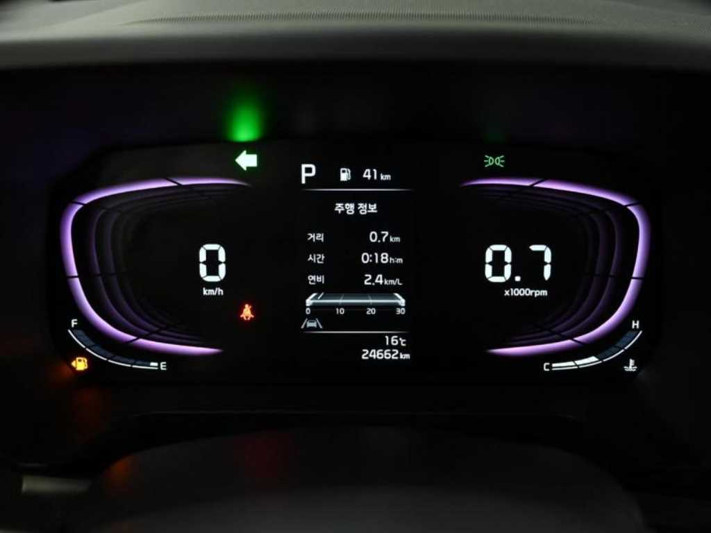 KIA Ray - Vista 8