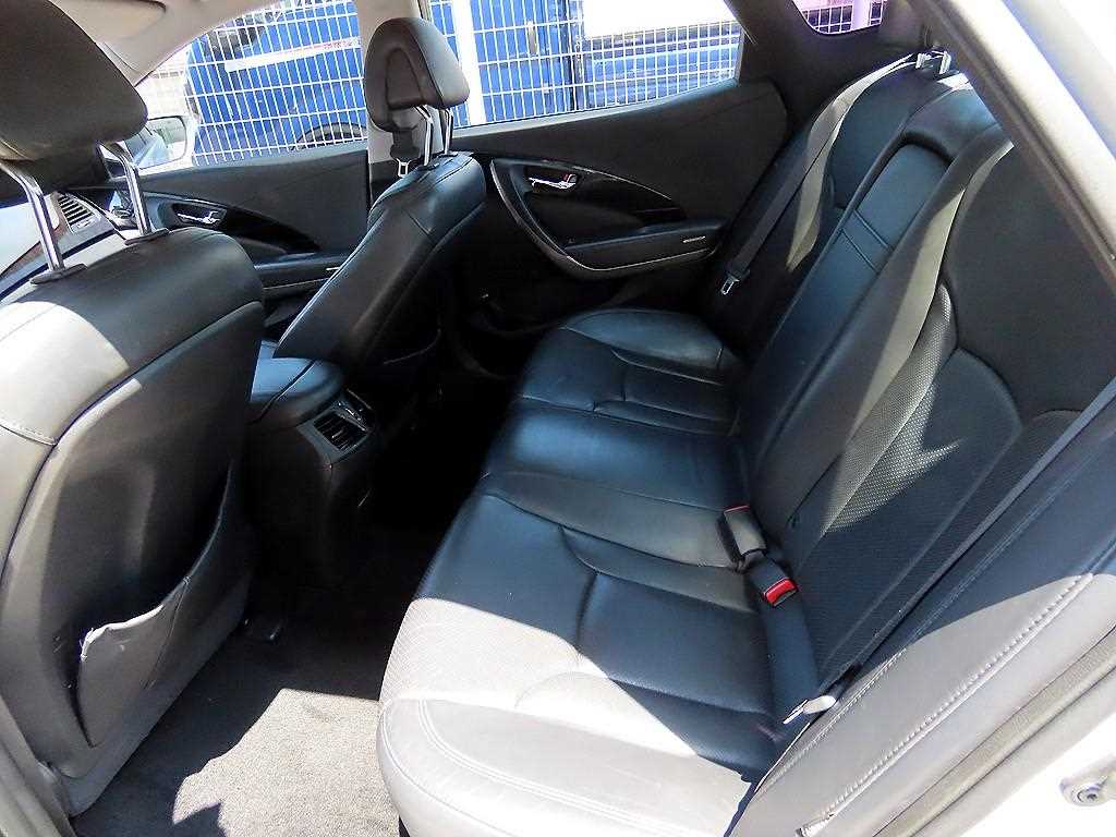 HYUNDAI Grandeur - Vista 6