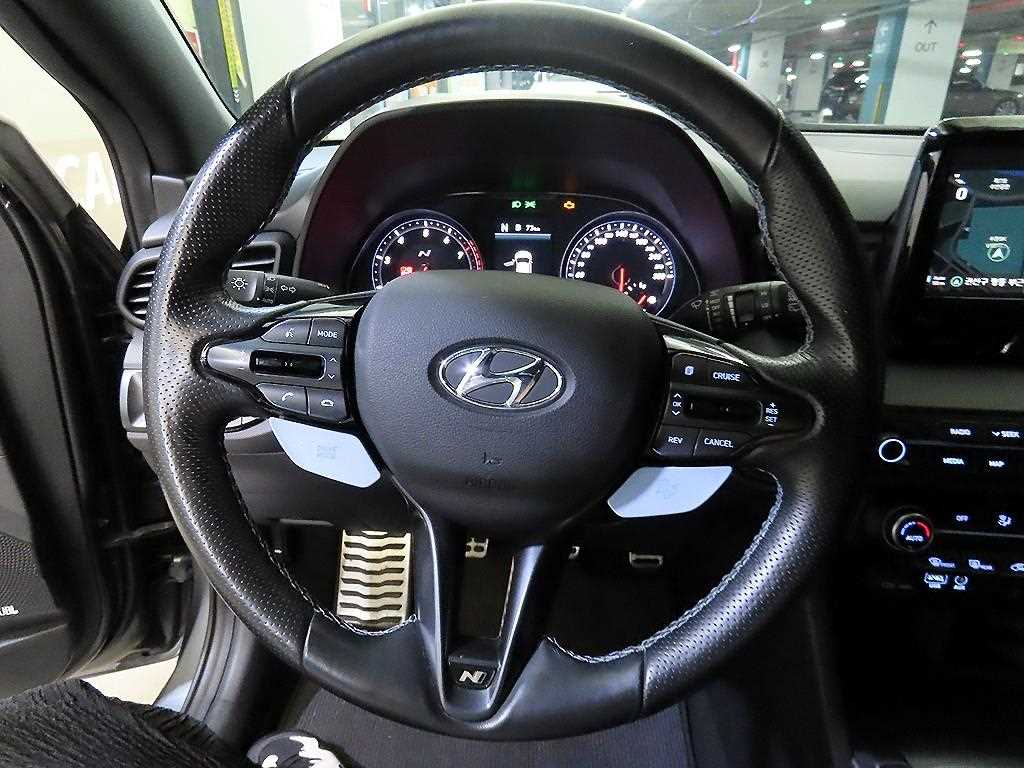 HYUNDAI Veloster - Vista 8