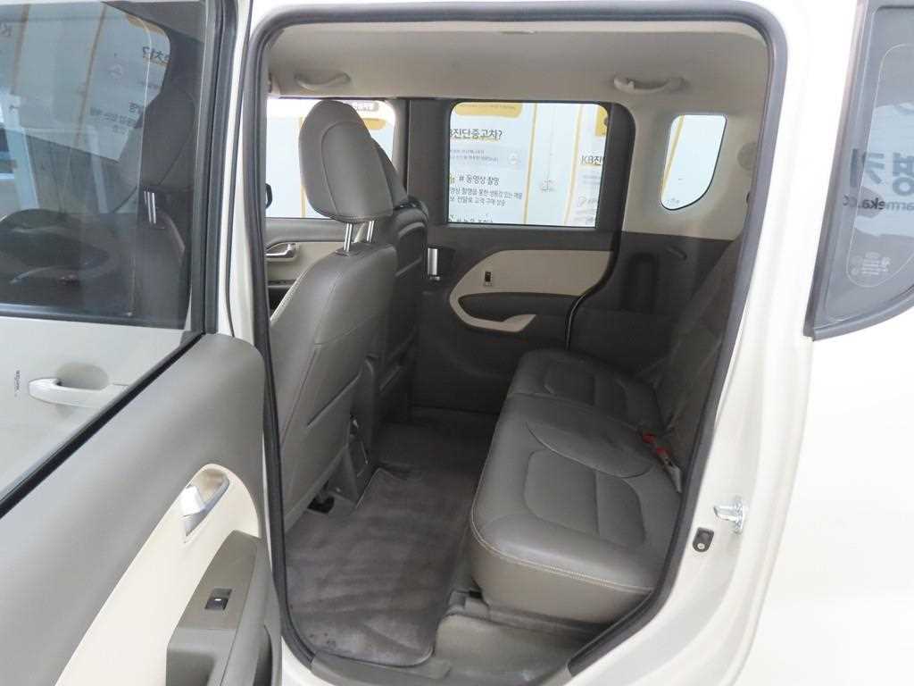 KIA Ray - Vista 6