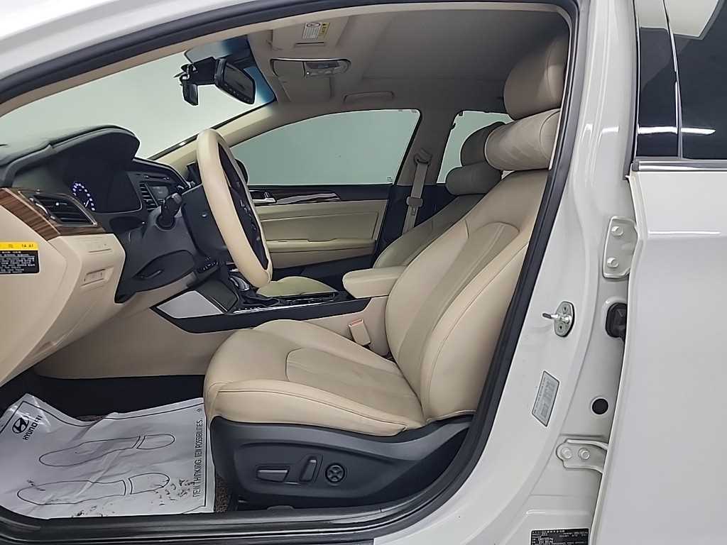 HYUNDAI Sonata - Vista 11