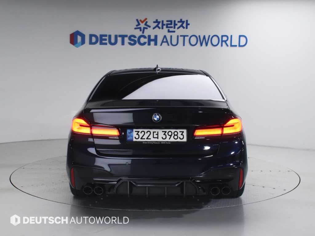 BMW 5 Series - Vista 5