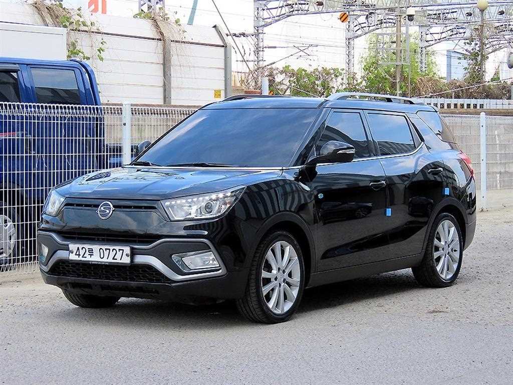 Ssangyong Tivoli - Vista 2