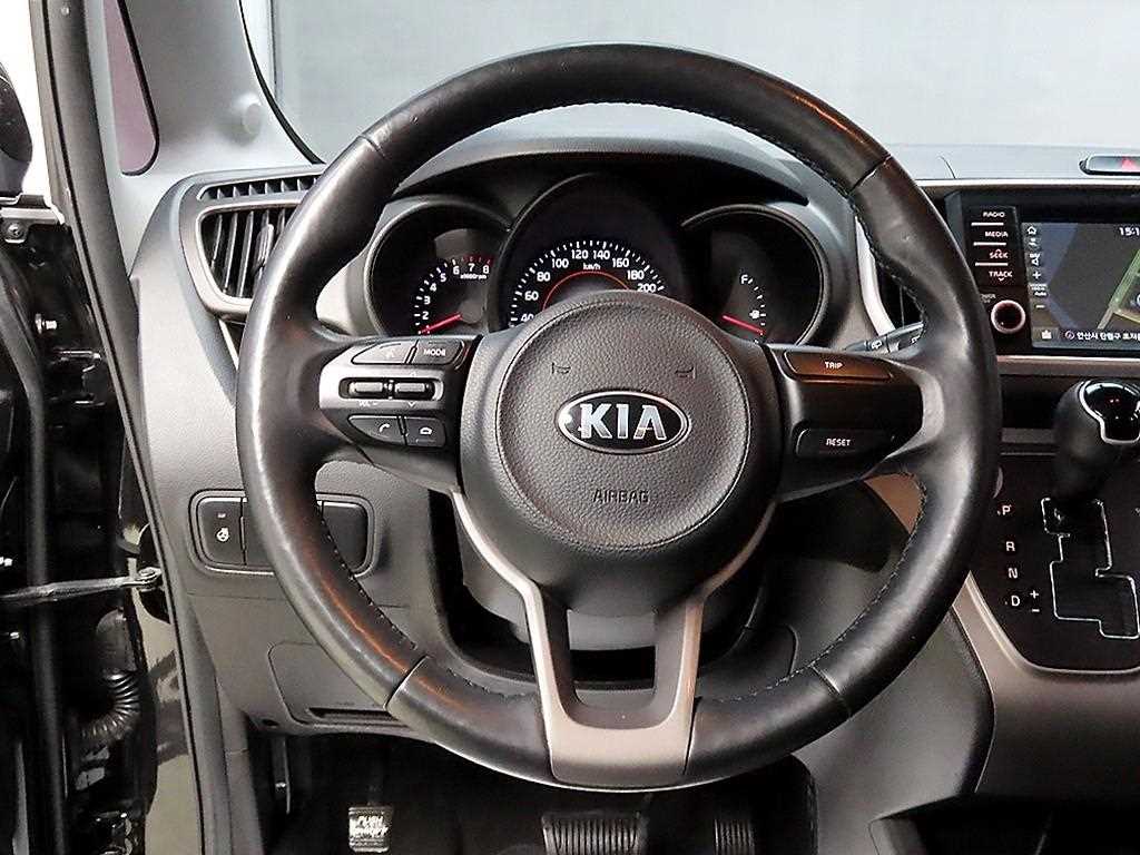 KIA Ray - Vista 10