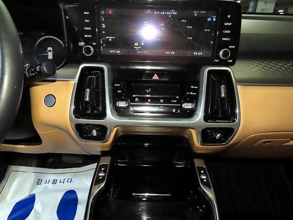 KIA Sorento - Vista 11