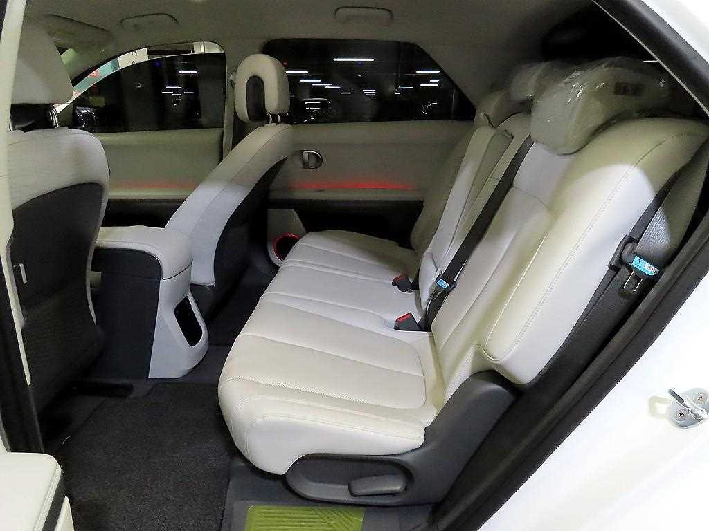 HYUNDAI Ioniq 5 - Vista 7