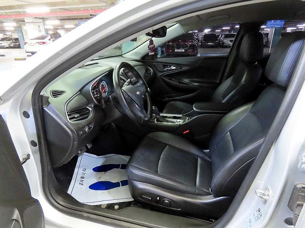 Chevrolet Malibu - Vista 6