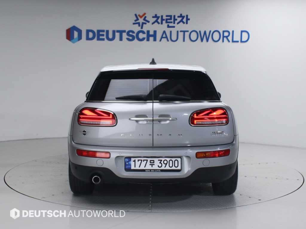 Mini Clubman - Vista 4