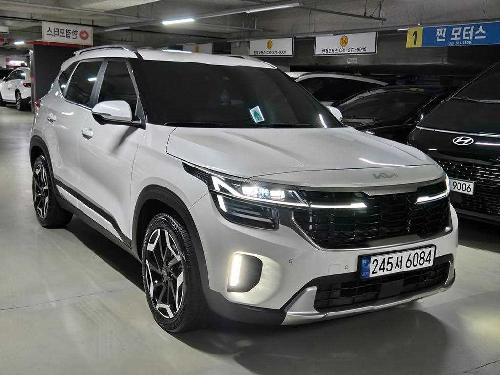 KIA Seltos - Vista 2