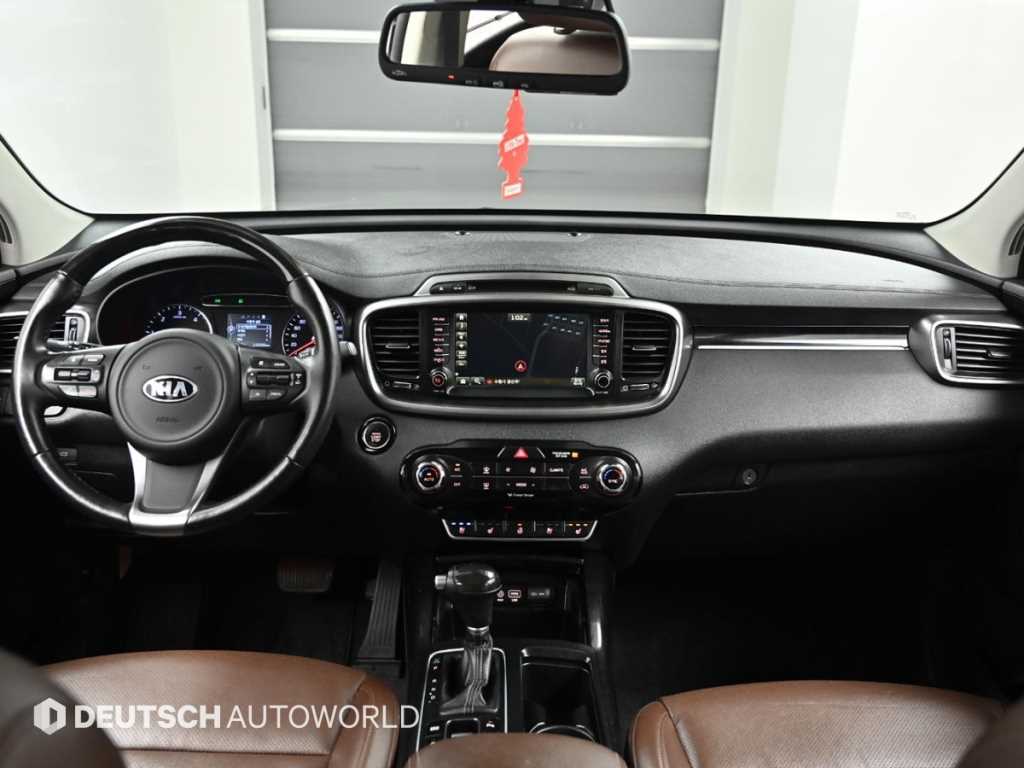 KIA Sorento - Vista 7