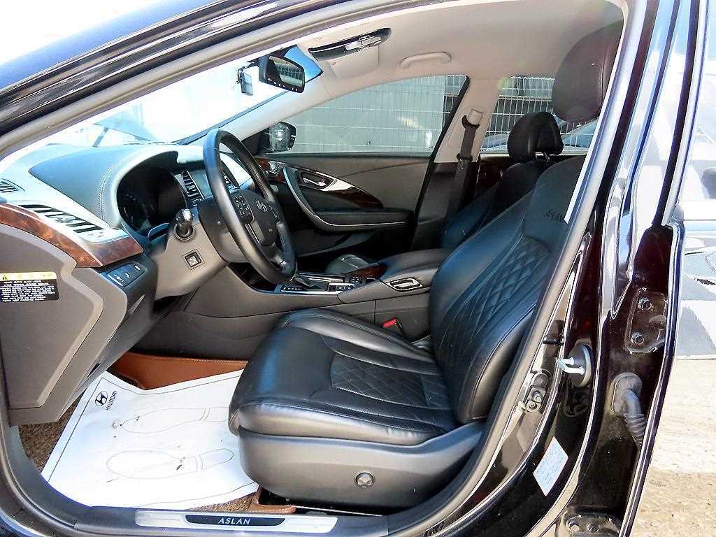 HYUNDAI Aslan - Vista 5