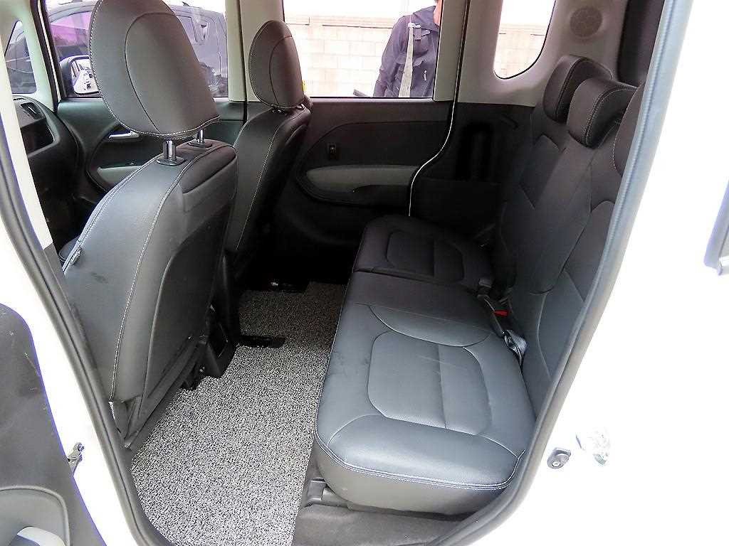 KIA Ray - Vista 6