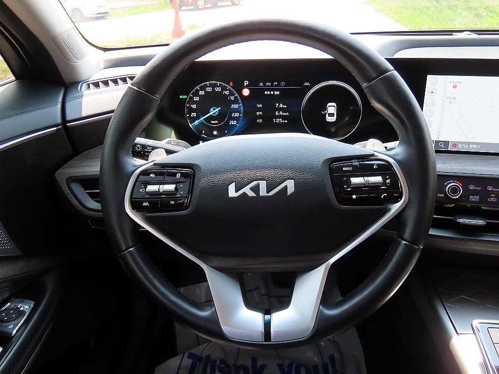 KIA K8 - Vista 7