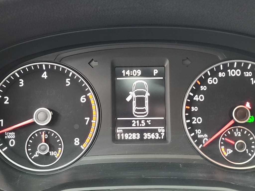 Volkswagen Passat - Vista 6