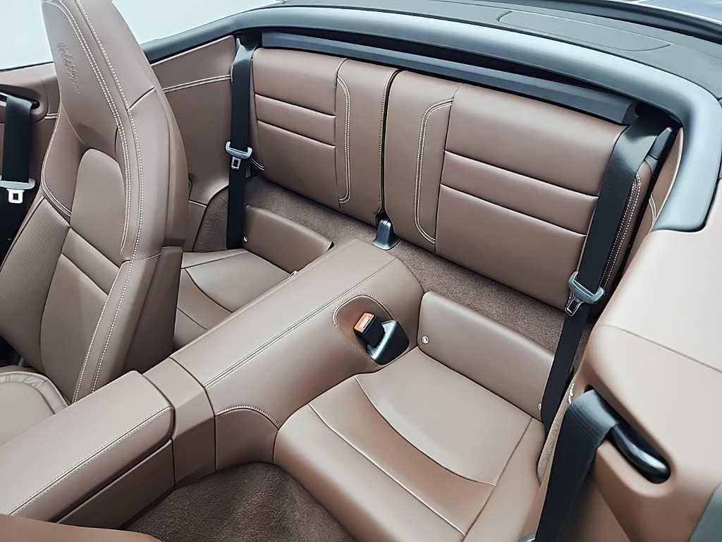 Porsche 911 - Vista 12