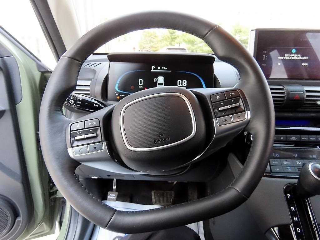 HYUNDAI Casper - Vista 8