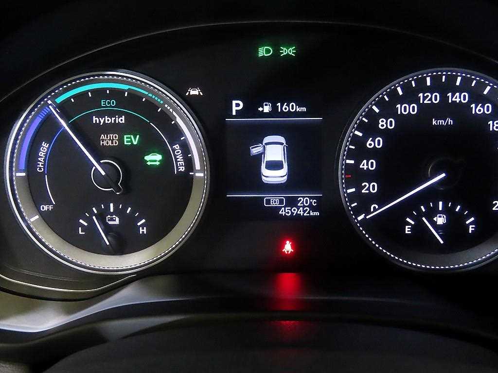 HYUNDAI Grandeur - Vista 9