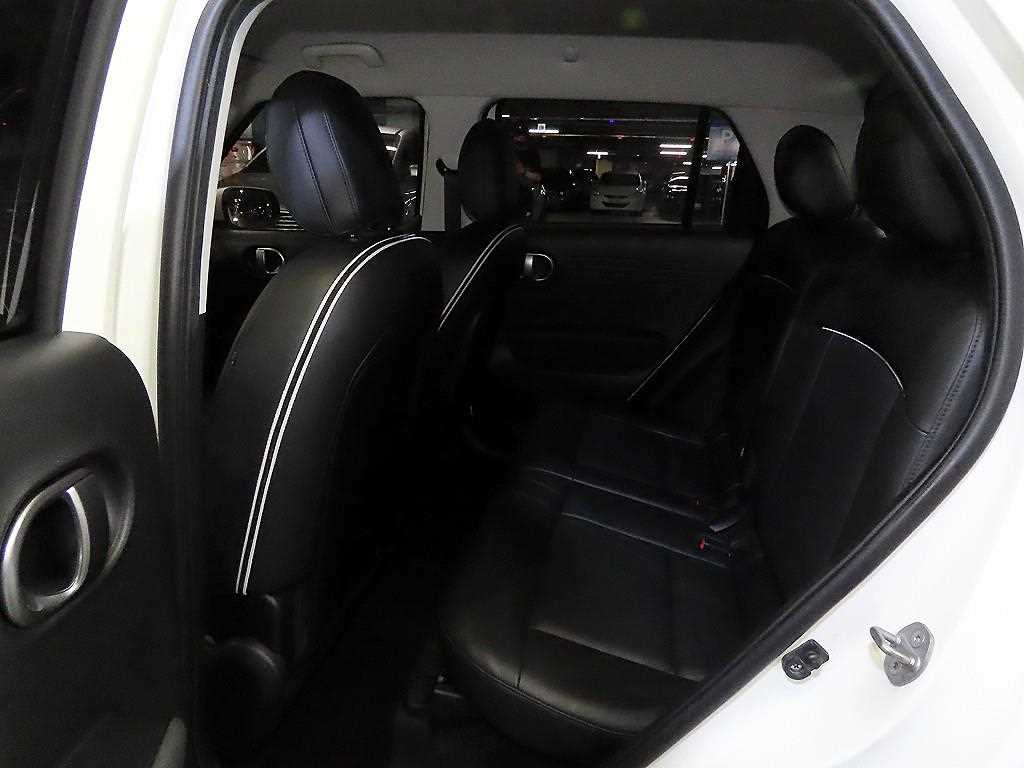 HYUNDAI Casper - Vista 7