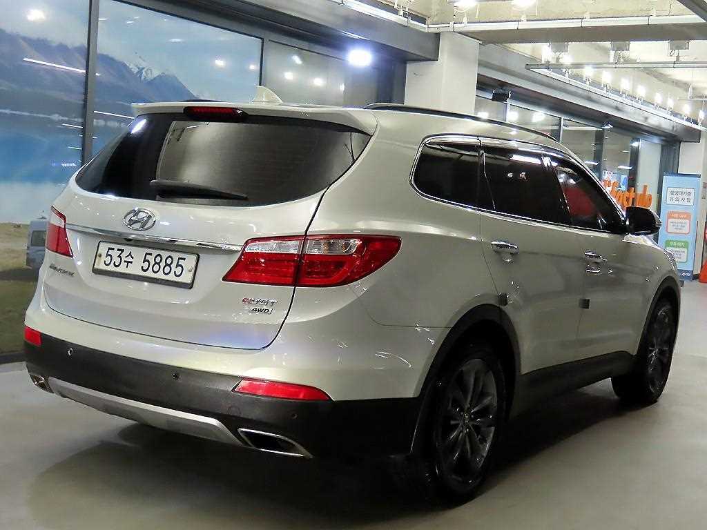 HYUNDAI Maxcruz - Vista 4