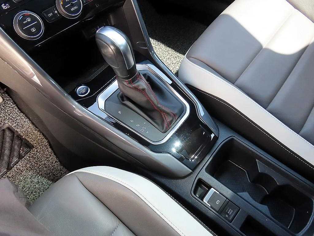Volkswagen T-Roc - Vista 10