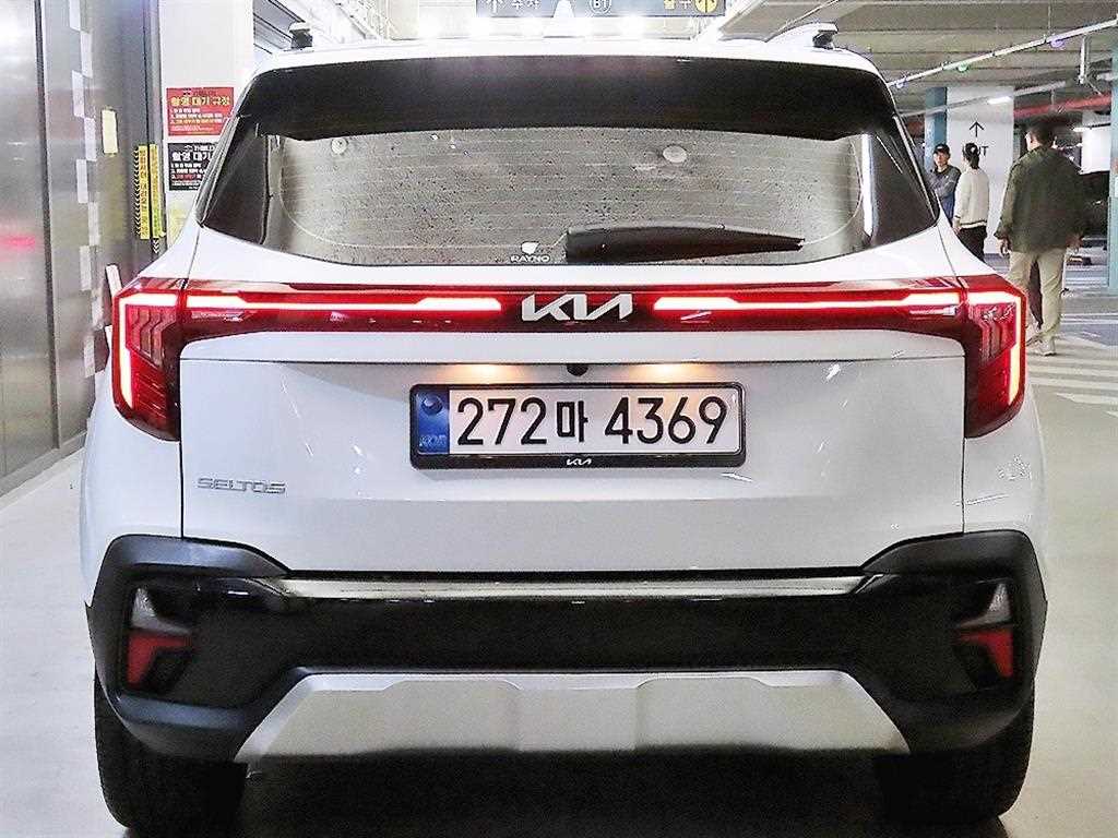 KIA Seltos - Vista 5