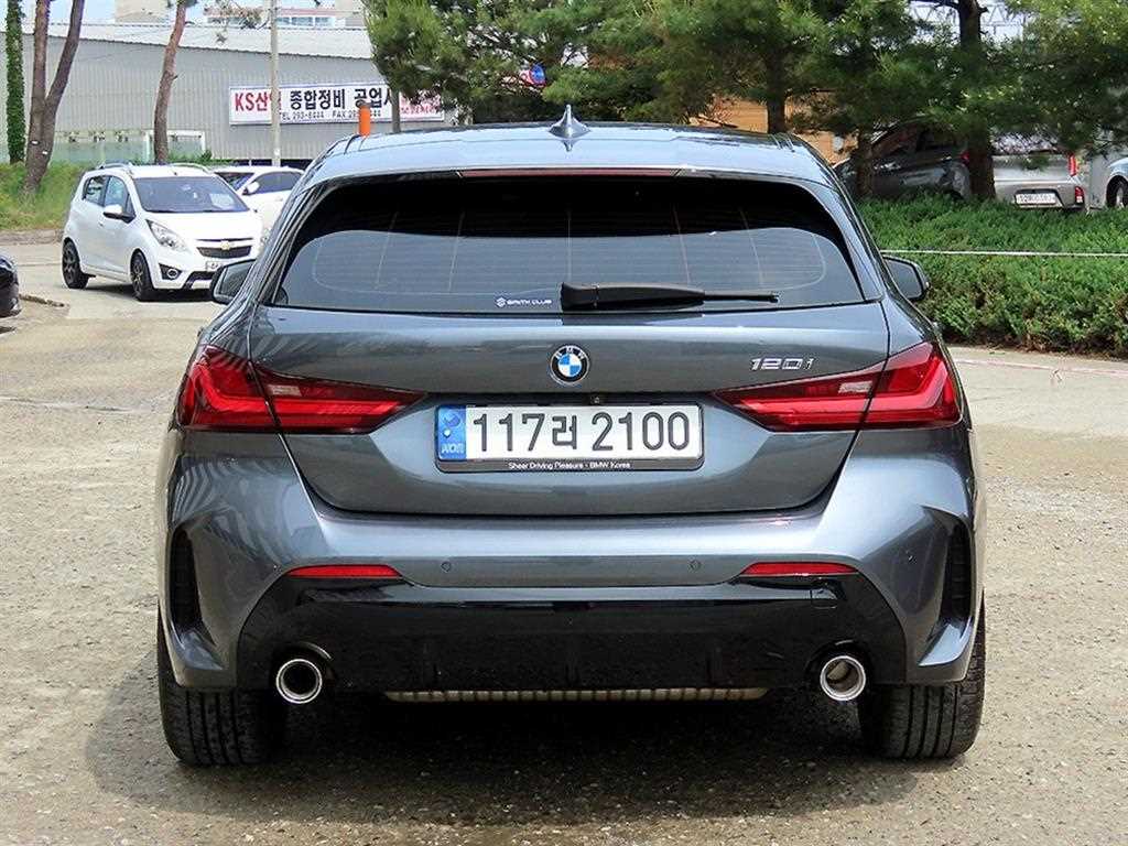 BMW 1 series - Vista 4