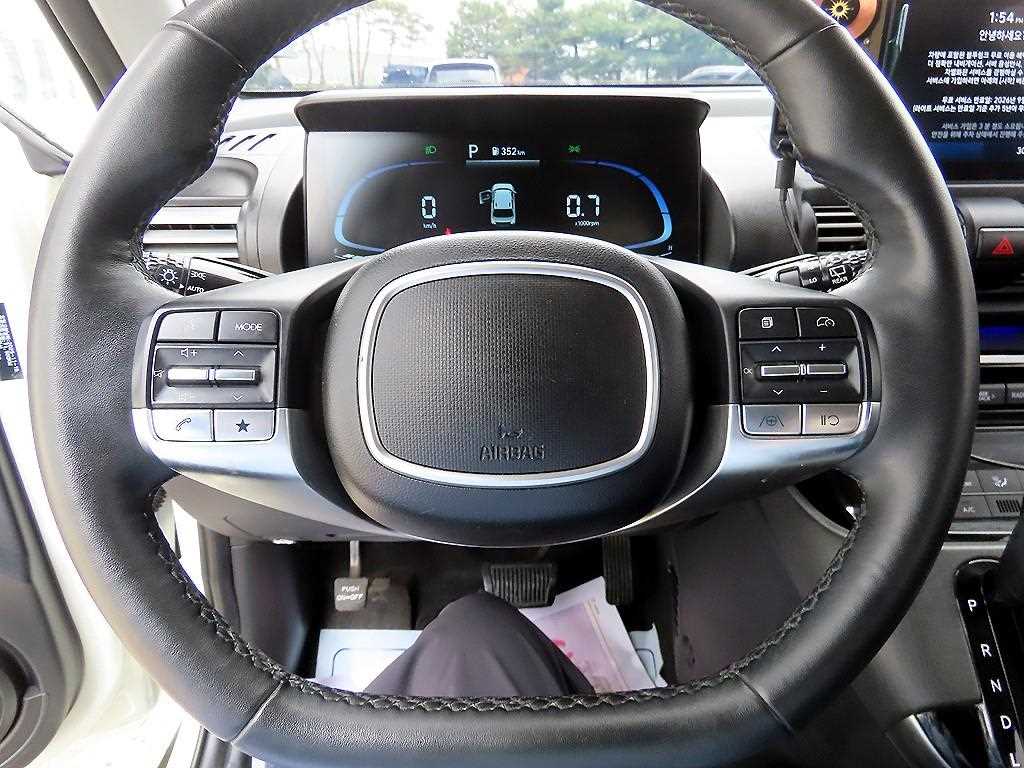HYUNDAI Casper - Vista 8