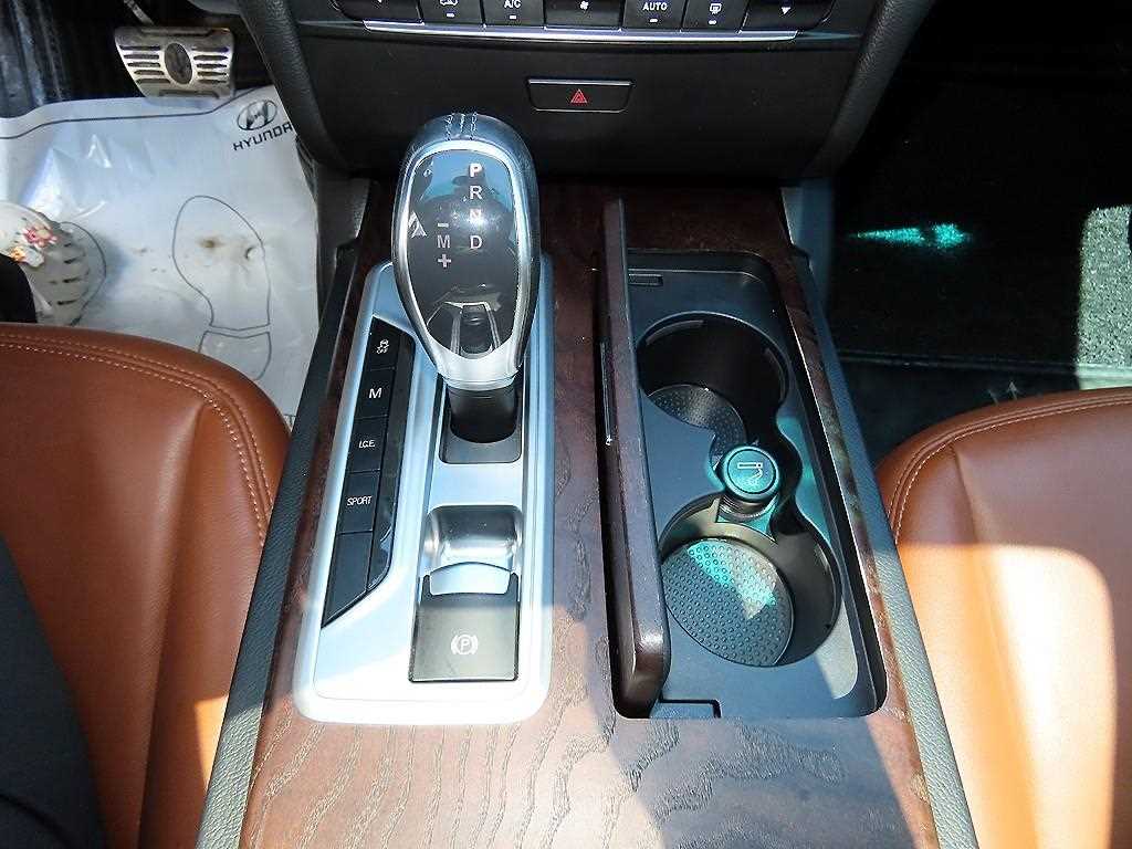 Maserati Ghibli - Vista 10