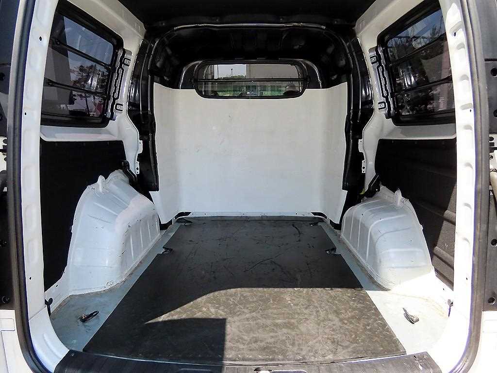 HYUNDAI Staria 2024 Blanco - Importación desde Corea - HF Imports Iquique - Foto 17