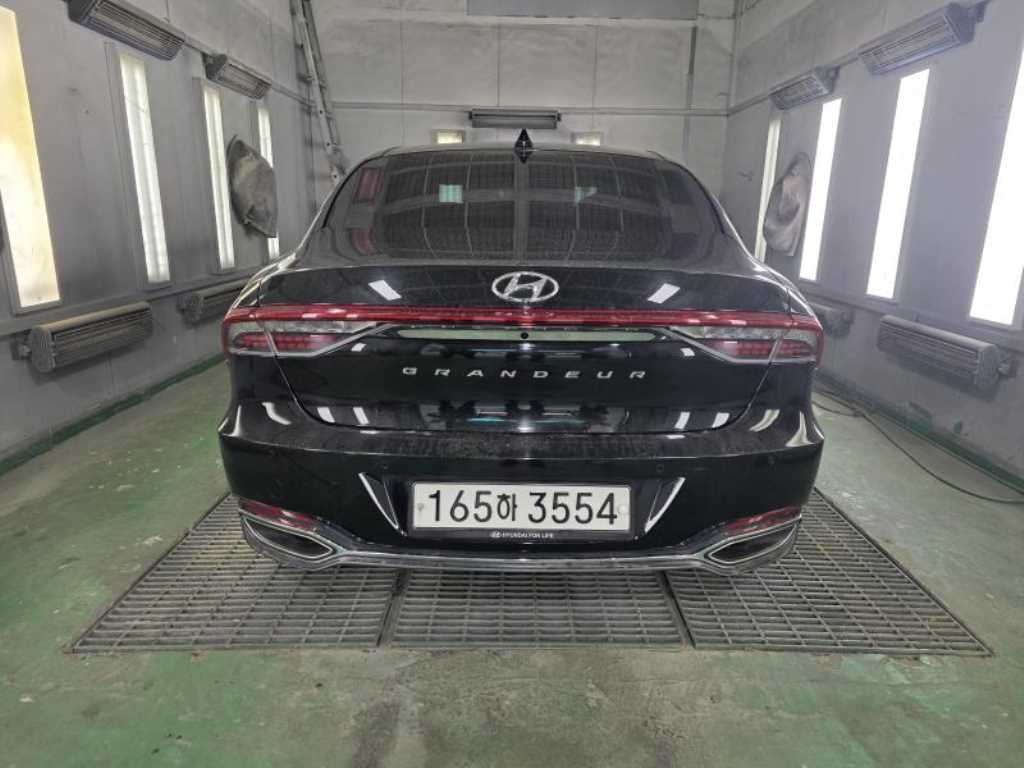 HYUNDAI Grandeur - Vista 4