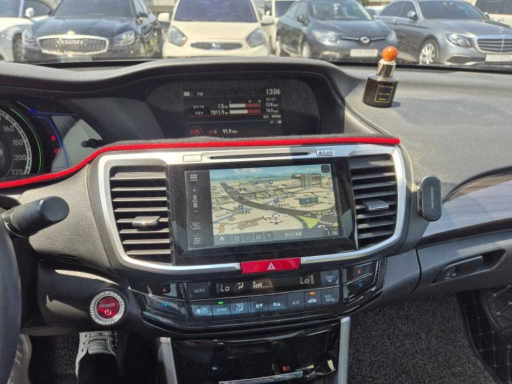Honda Accord - Vista 10