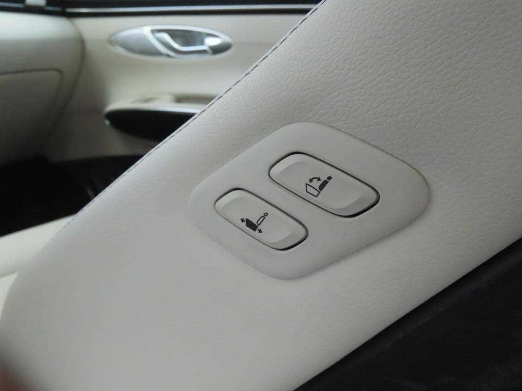 Genesis GV70 2023 Blanco - Importación desde Corea - HF Imports Iquique - Foto 16
