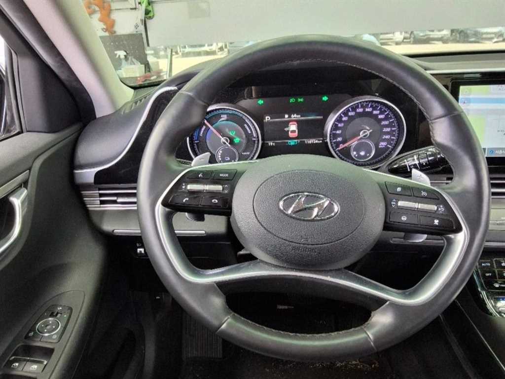 HYUNDAI Grandeur - Vista 8