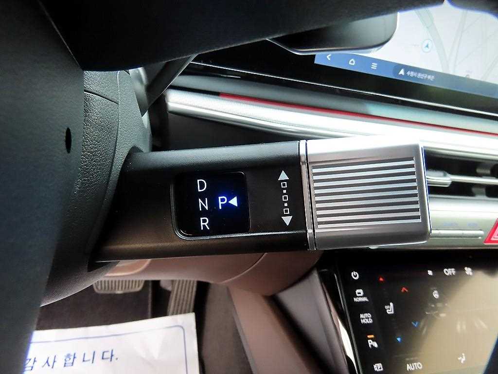 HYUNDAI Grandeur - Vista 10
