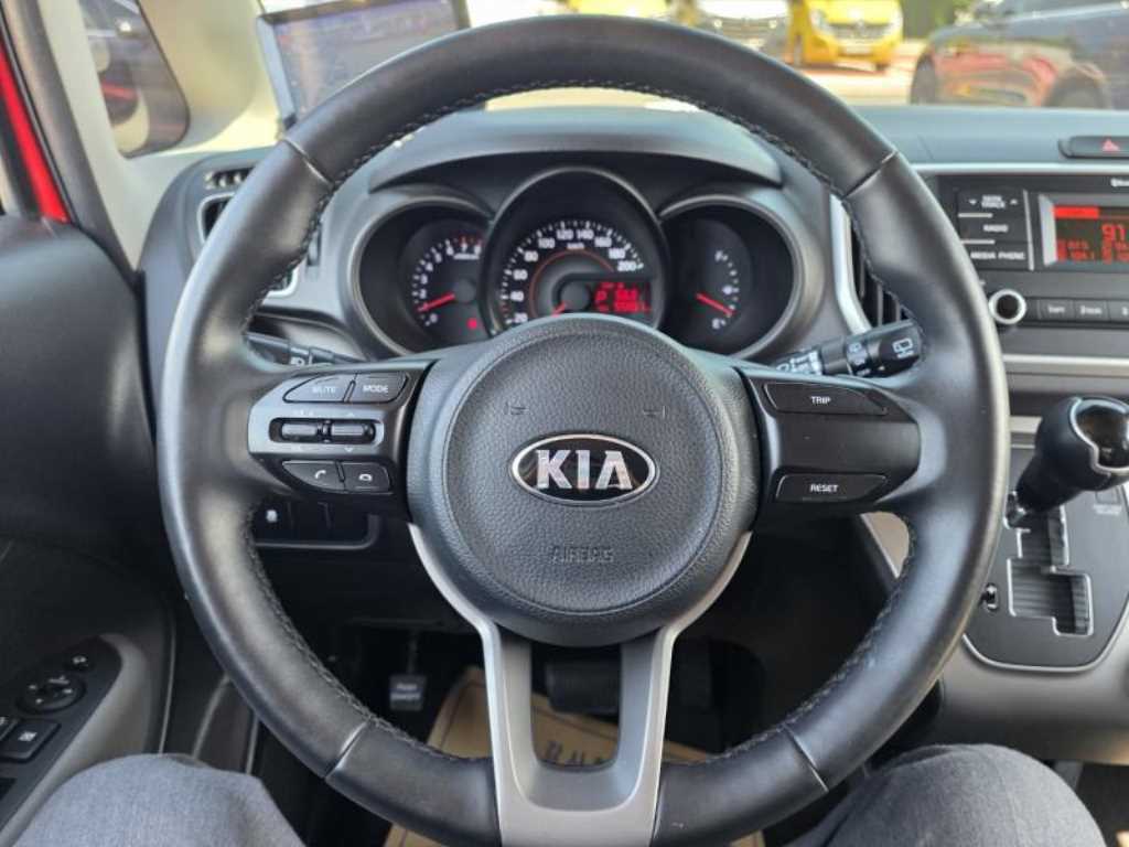 KIA Ray - Vista 5