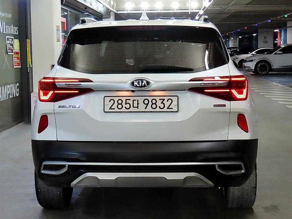 KIA Seltos - Vista 5