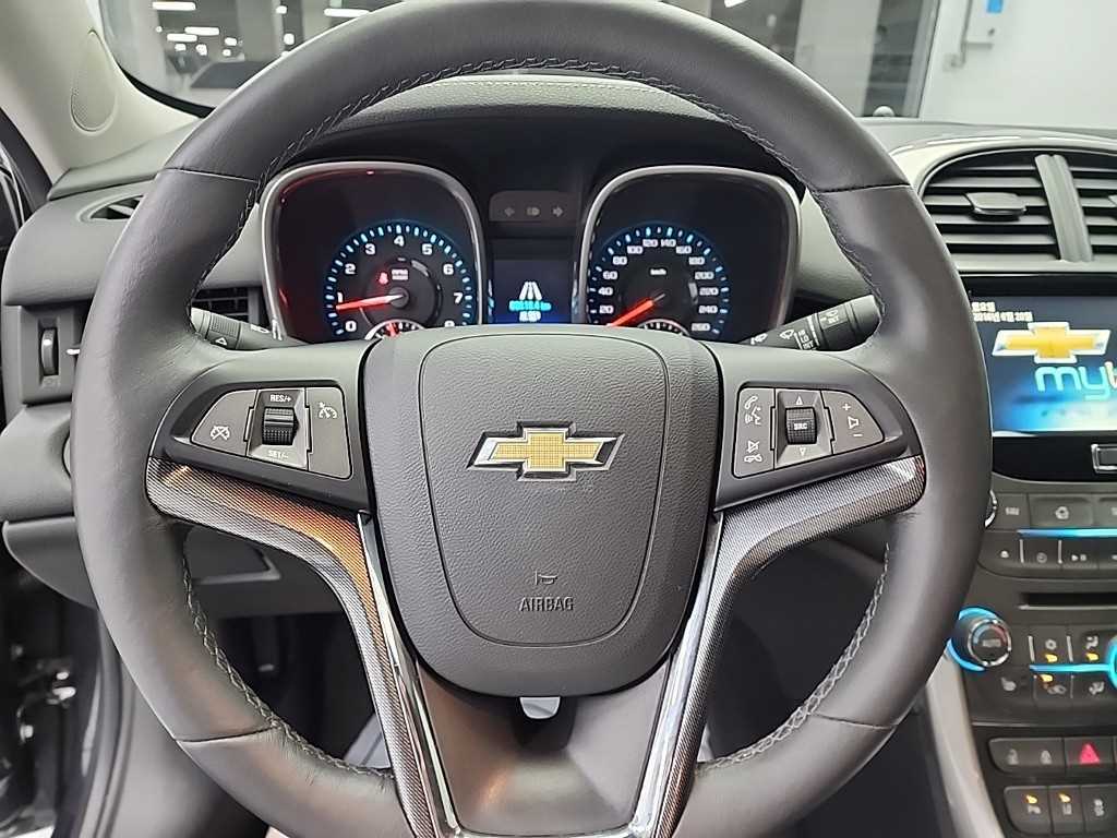 Chevrolet Malibu - Vista 9