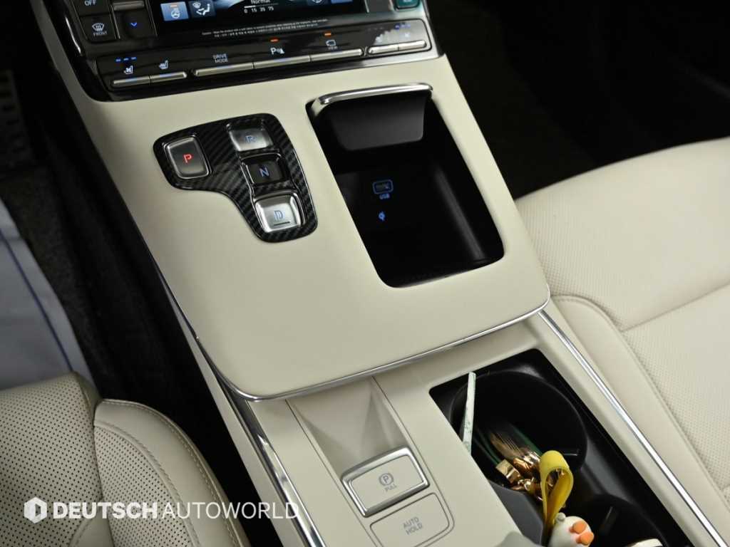 HYUNDAI Grandeur - Vista 9