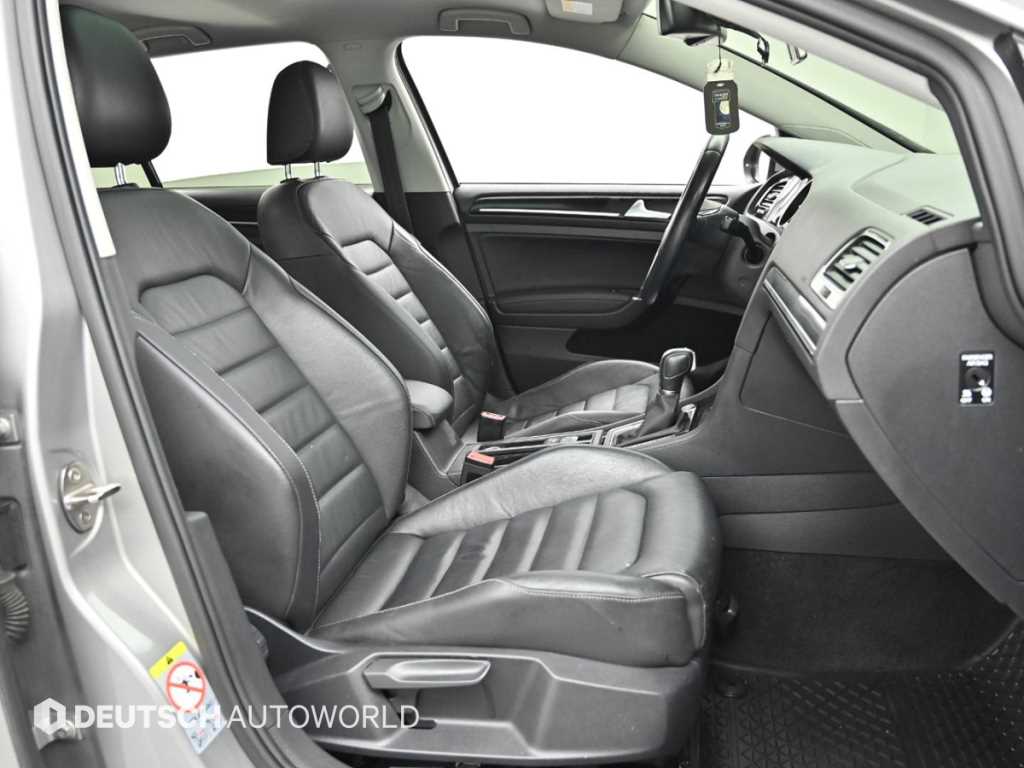 Volkswagen Golf - Vista 10