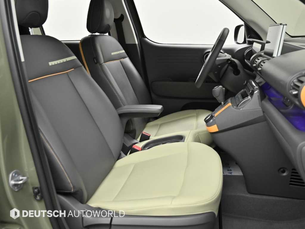 HYUNDAI Casper - Vista 10