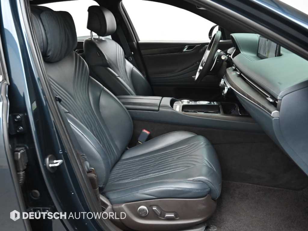 Genesis G80 - Vista 10