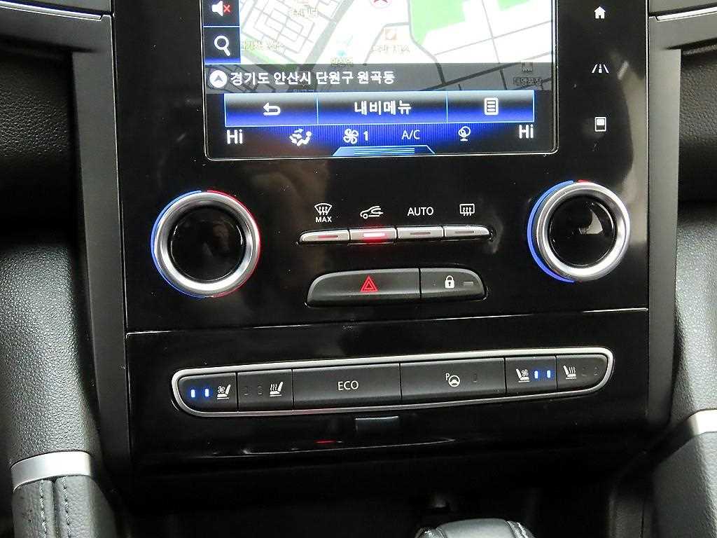 SAMSUNG QM6 - Vista 10
