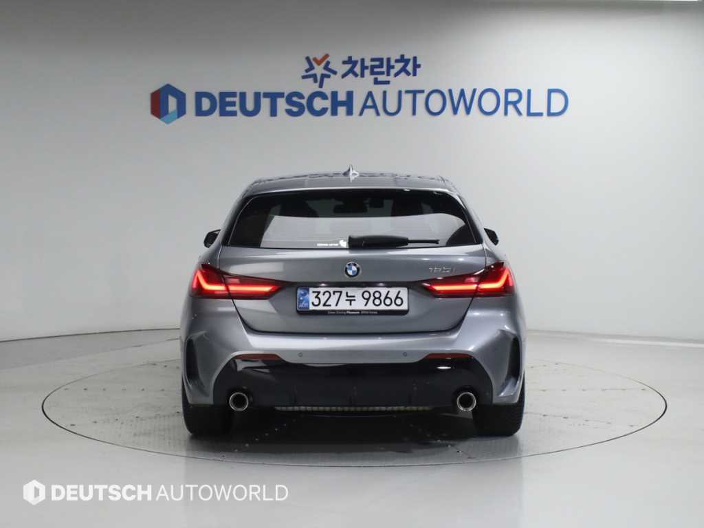 BMW 1 series - Vista 4